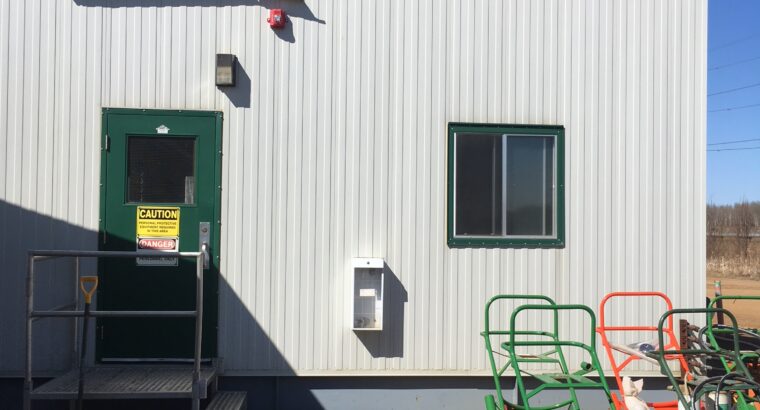 750 KVA Generators 2 Available 600Volt/347  722 Amps Each